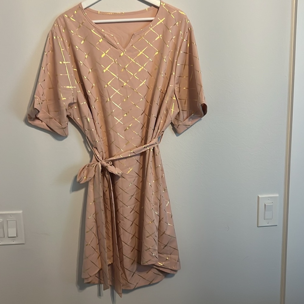 Gold and pink plus shift dress plus size 3/15